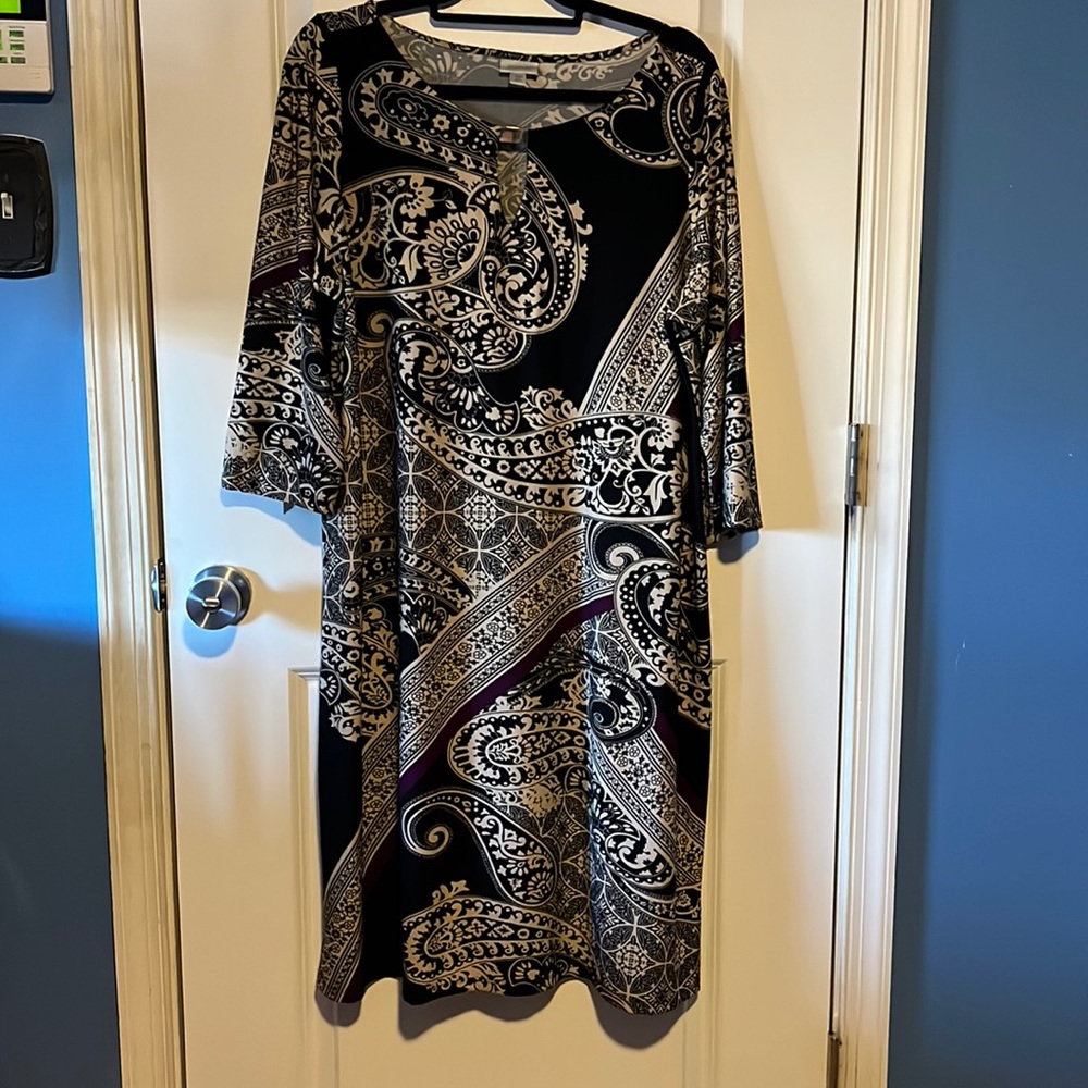 Printed 3/4 sleeve dress
